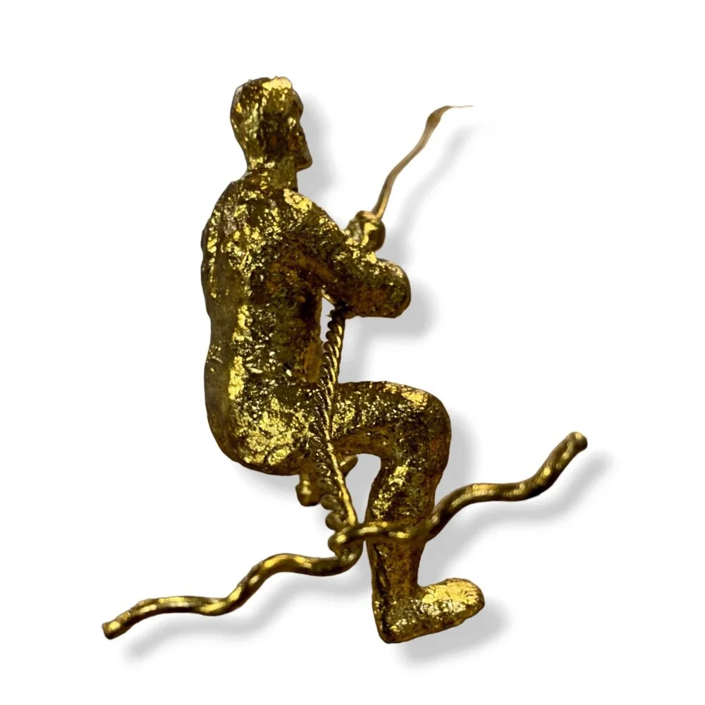 $220 Global Views Gold Climbing Man Decorative Art Sculpture Hanging Wall Décor